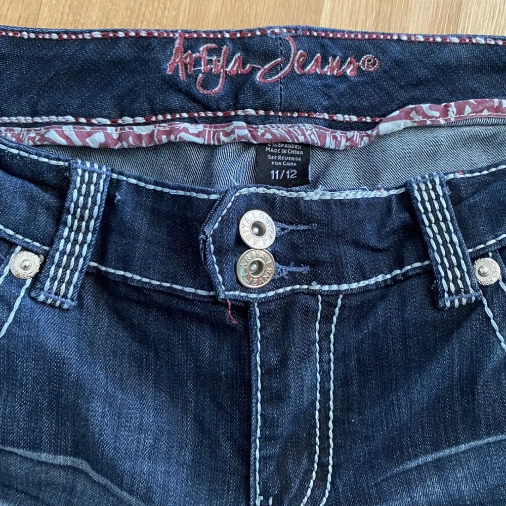 Aryia jeans size 11/12